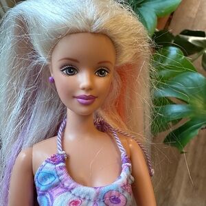 1998 Hair Happenin Barbie Doll